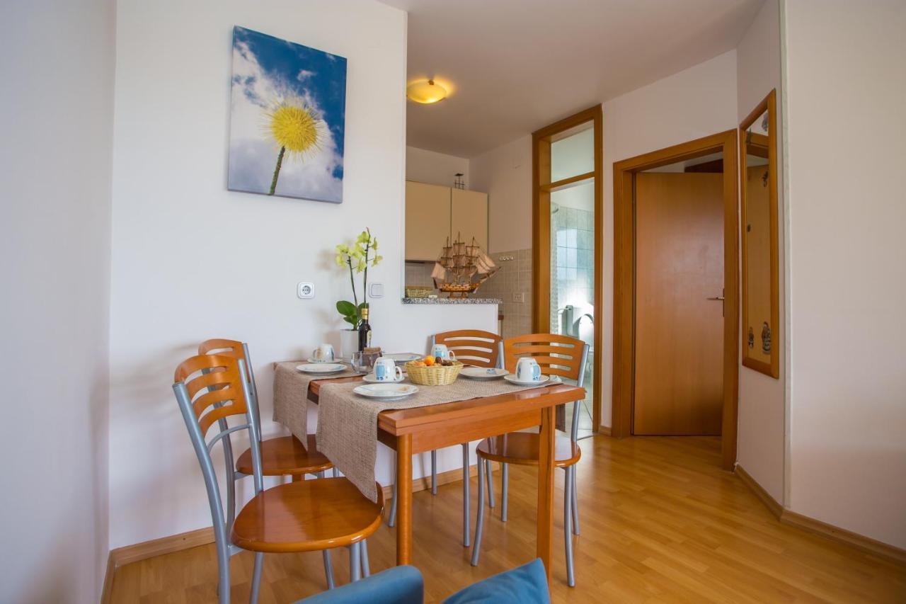 Apartman Vlado Lejlighed Vrsar Eksteriør billede