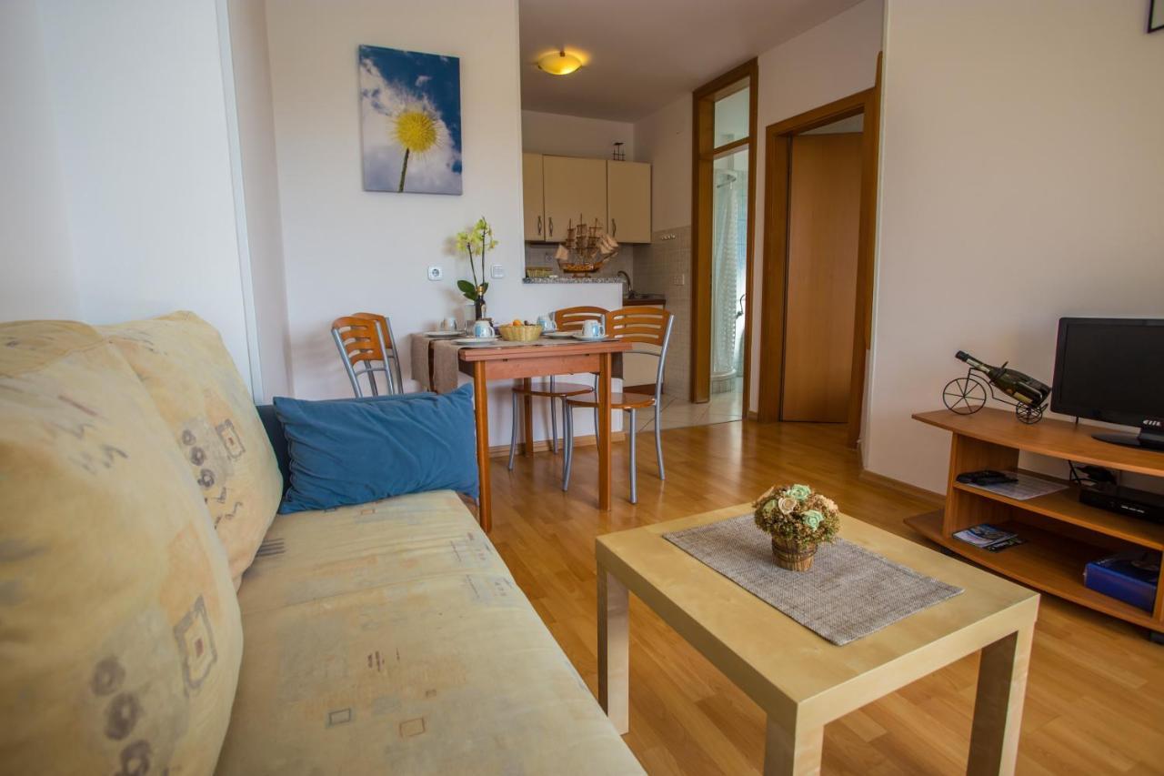 Apartman Vlado Lejlighed Vrsar Eksteriør billede
